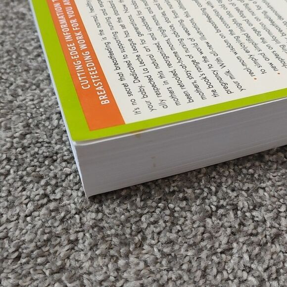 National Bestseller 8th‎ Edition Paperback The Womanly Art Of Breastfeeding - Picture 6 of 9